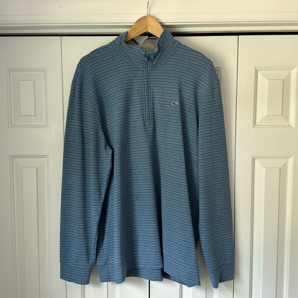 Vineyard Vines Performance 1/4 zip. Men’s XL